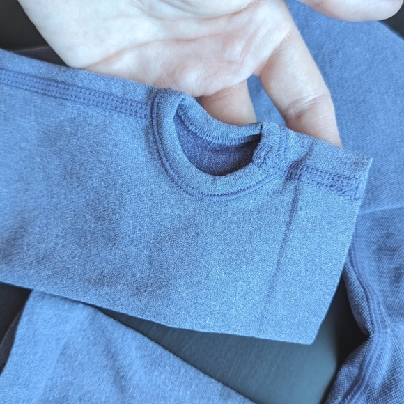 P’tula Invigorate Long Sleeve Cropped Fitted Seamless, size small, concord grape - Picture 6 of 8